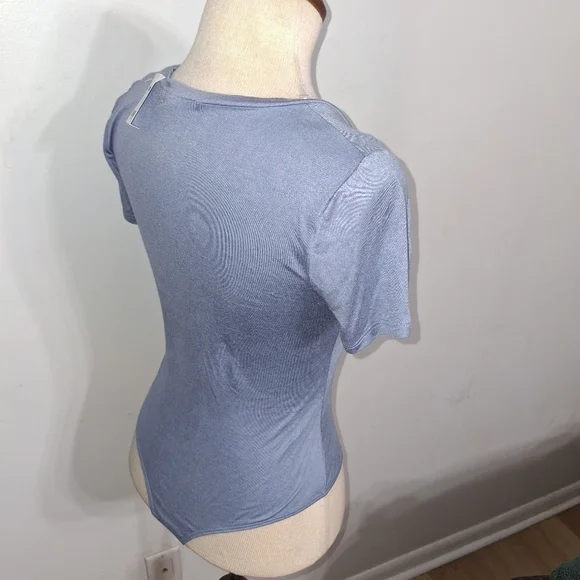 Short Sleeve Bodysuit- W Sz Small - Picture 3 of 8